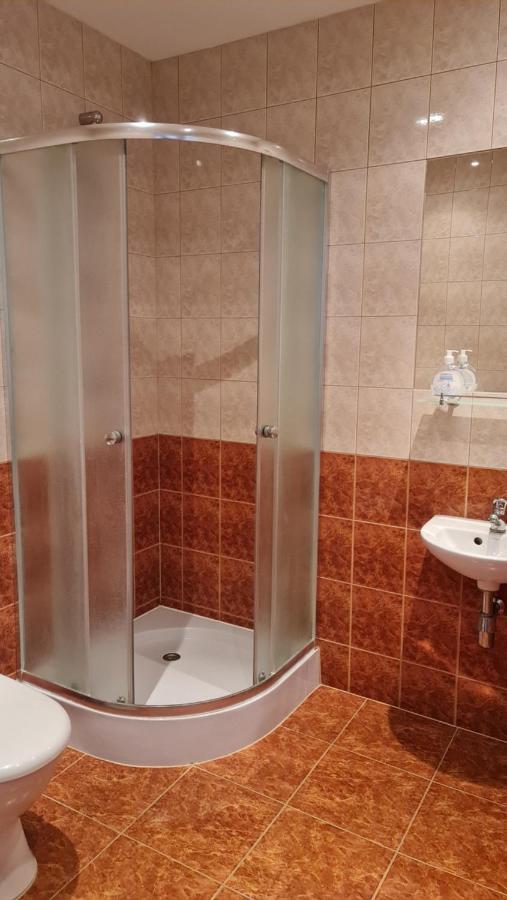 Pod Kamiennikiem Hotel Trzemesnia ภายนอก รูปภาพ