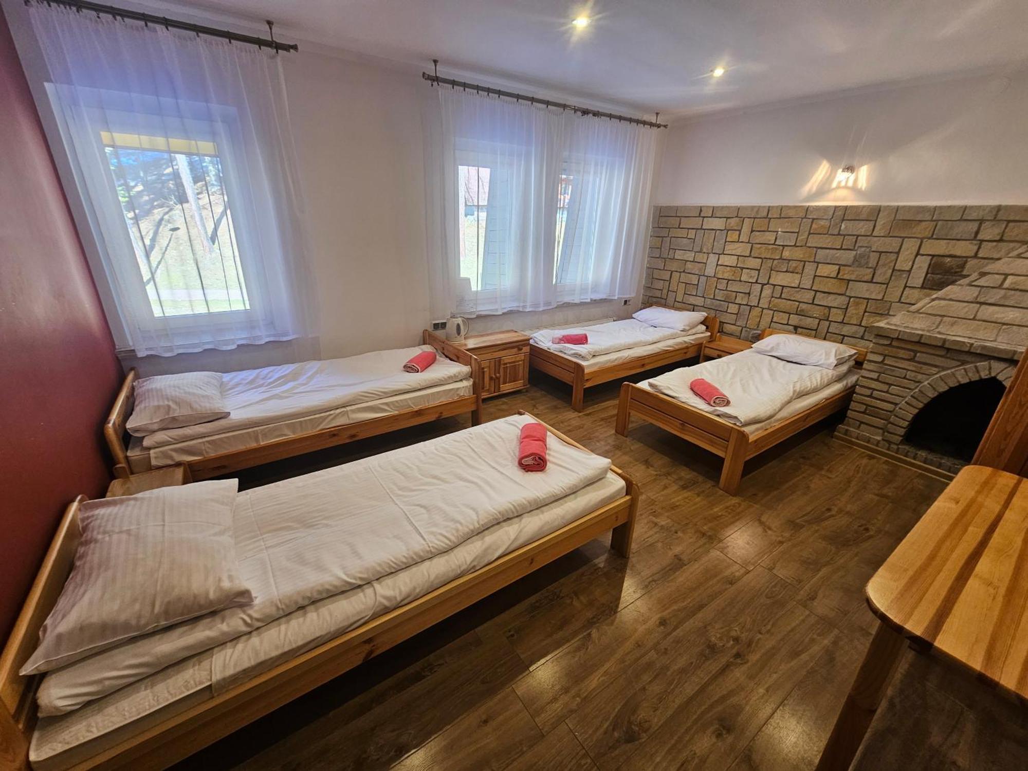 Pod Kamiennikiem Hotel Trzemesnia ภายนอก รูปภาพ