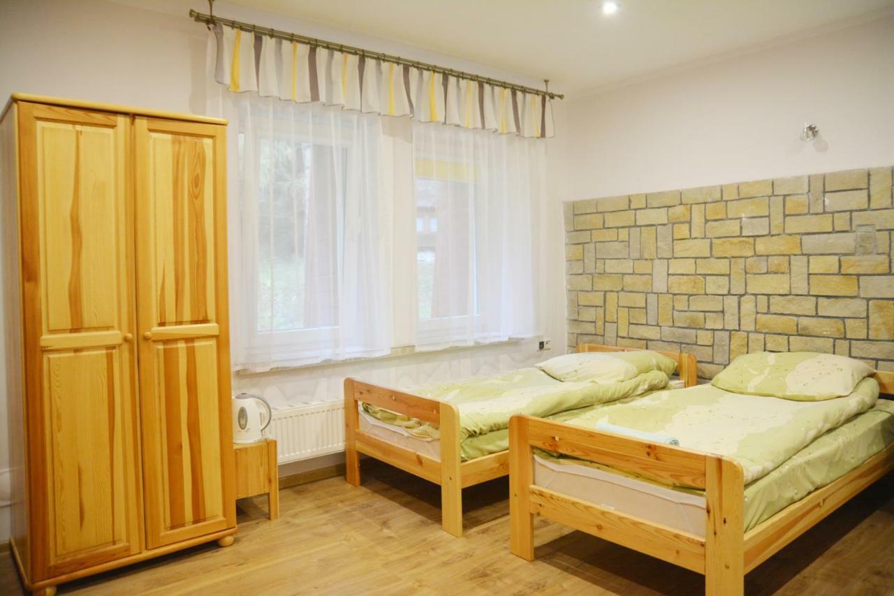 Pod Kamiennikiem Hotel Trzemesnia ภายนอก รูปภาพ